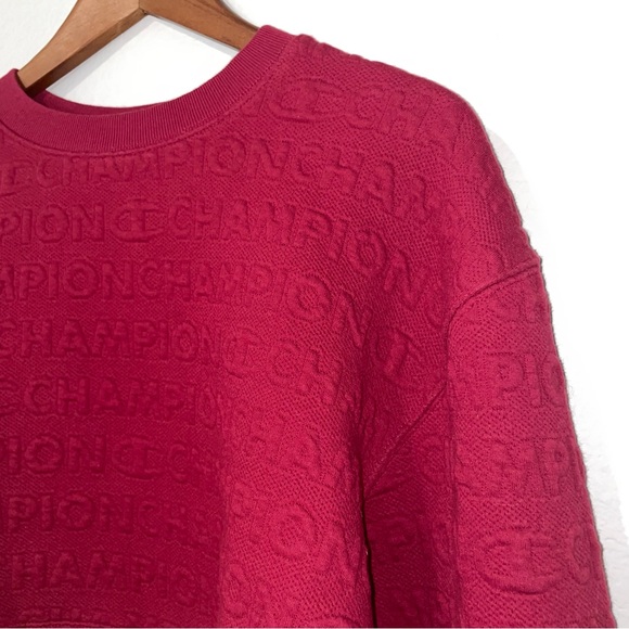 Champion Women’s Cropped Red Embossed Logo Sweatshirt Long Sleeve Size S EUC - Picture 3 of 16